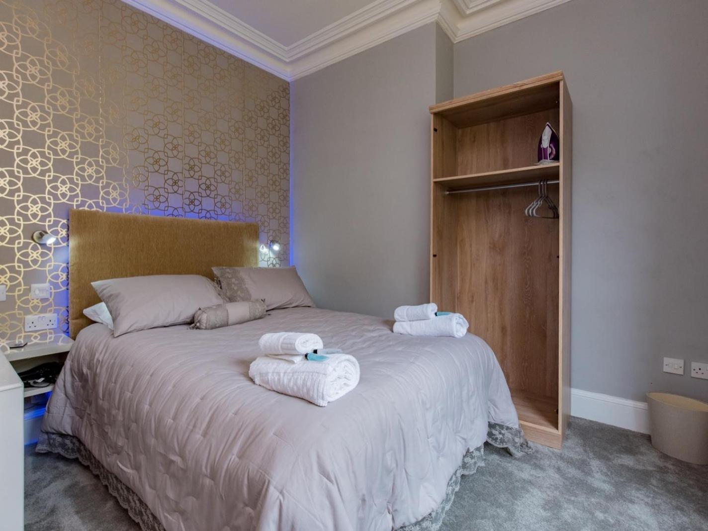 Church Lane Apartments Бостон Номер фото